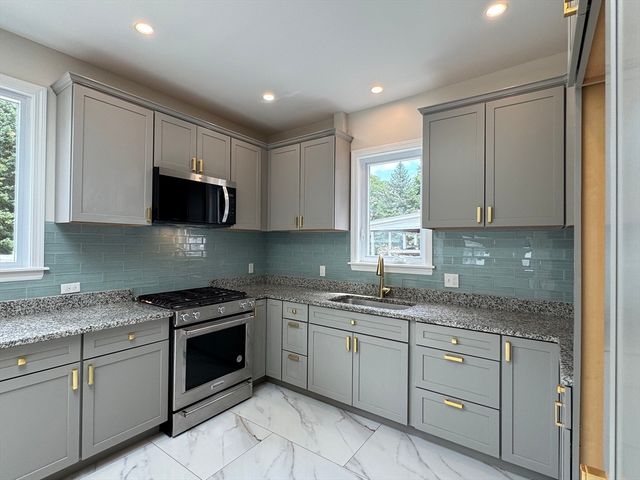 175 Wilbur Ave, Swansea, MA 02777