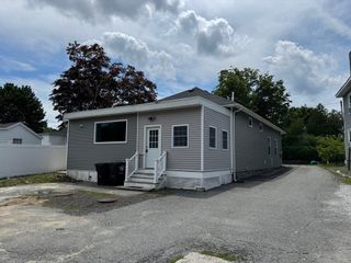 175 Wilbur Ave, Swansea, MA 02777