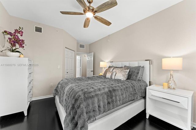 2725 Anzio Ct 307, Palm Beach Gardens, FL 33410