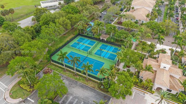 2725 Anzio Ct 307, Palm Beach Gardens, FL 33410