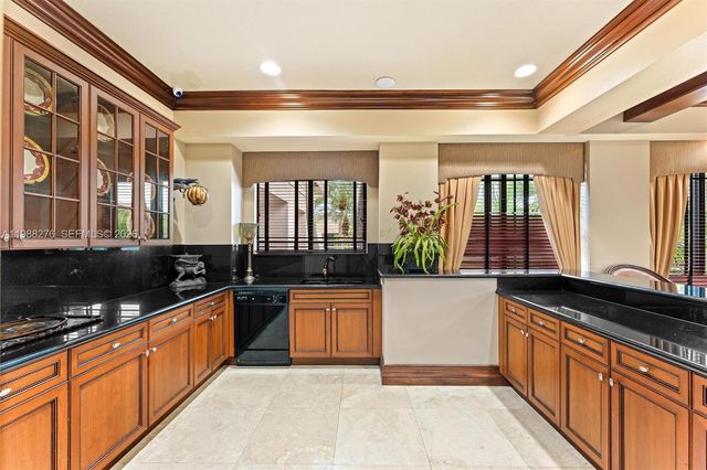 2725 Anzio Ct 307, Palm Beach Gardens, FL 33410