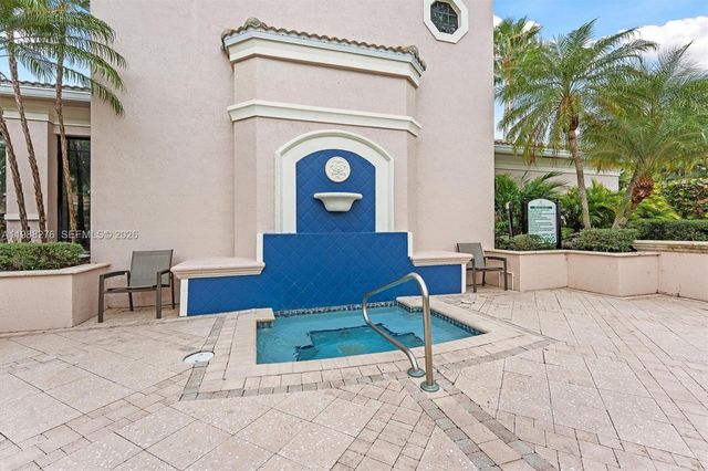 2725 Anzio Ct 307, Palm Beach Gardens, FL 33410