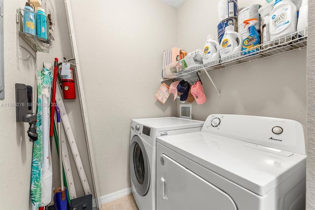 2725 Anzio Ct 307, Palm Beach Gardens, FL 33410