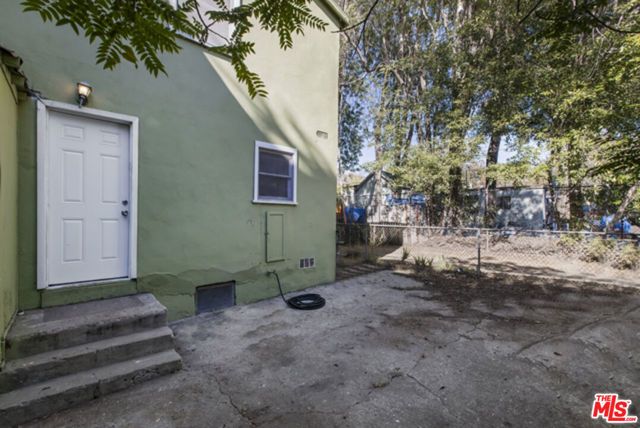 2004 Echo Park Avenue, Los Angeles, CA 90026