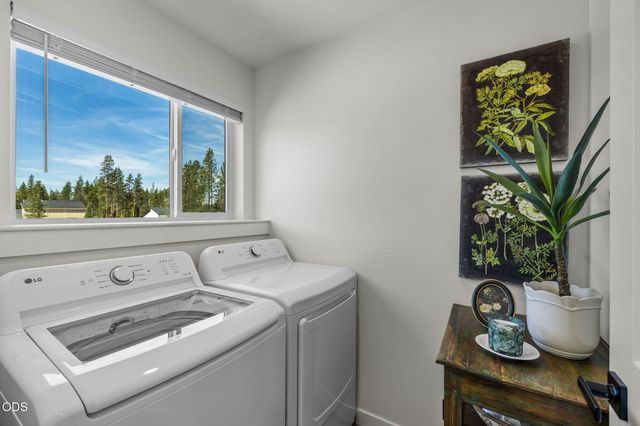 545 NW 29th Street, Redmond, OR 97756