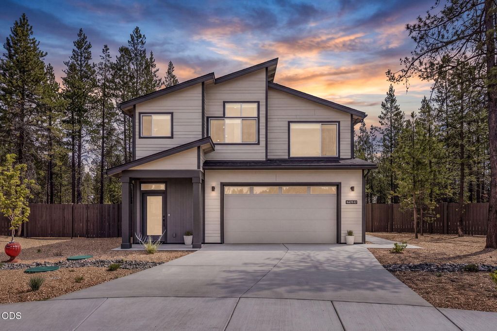 545 NW 29th Street, Redmond, OR 97756
