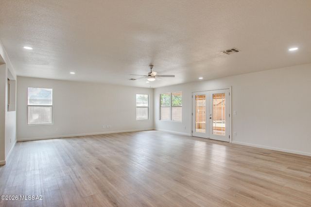 3610 S Desert Echo Road, Tucson, AZ 85735