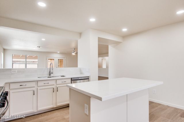 3610 S Desert Echo Road, Tucson, AZ 85735