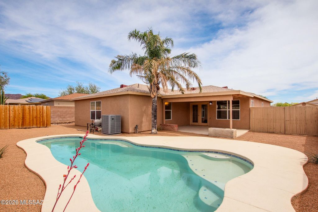 3610 S Desert Echo Road, Tucson, AZ 85735