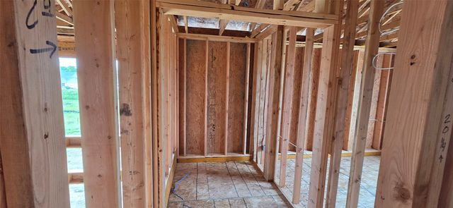 3004 Clearwater Drive, Norwalk, IA 50211