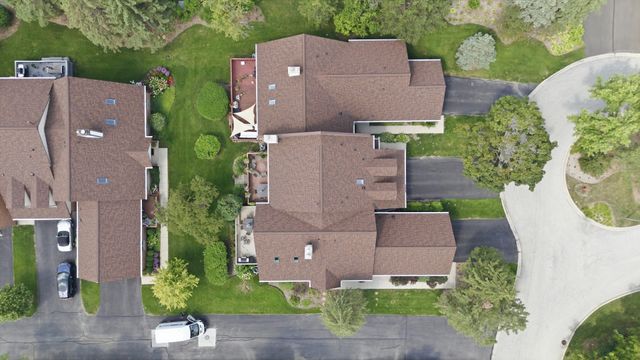 1975 Koehling Road, Northbrook, IL 60062