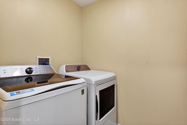 681 Floyd Street SE, Palm Bay, FL 32909