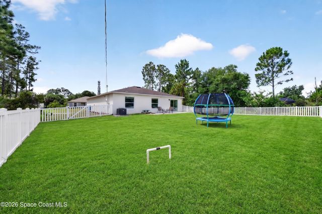 681 Floyd Street SE, Palm Bay, FL 32909
