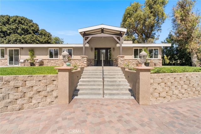 12756 Barrett Lane, North Tustin, CA 92705