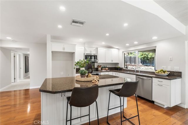 12756 Barrett Lane, North Tustin, CA 92705