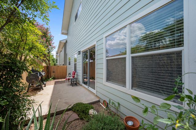 7312 E Ben White BLVD 13, Austin, TX 78741