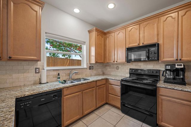 7312 E Ben White BLVD 13, Austin, TX 78741