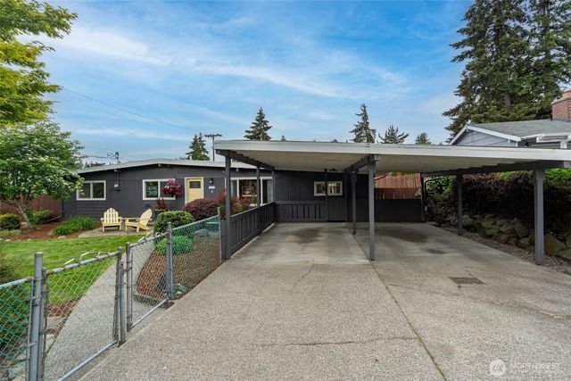 24855 16TH Avenue S, Des Moines, WA 98198