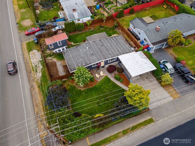 24855 16TH Avenue S, Des Moines, WA 98198