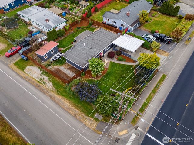 24855 16TH Avenue S, Des Moines, WA 98198