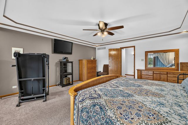 15164 Olympic Lane, Lockport, IL 60441