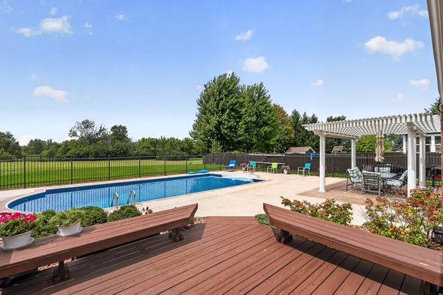 15164 Olympic Lane, Lockport, IL 60441