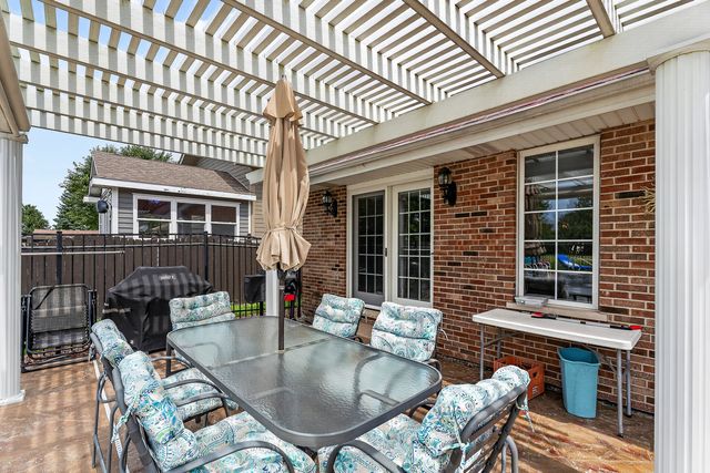 15164 Olympic Lane, Lockport, IL 60441