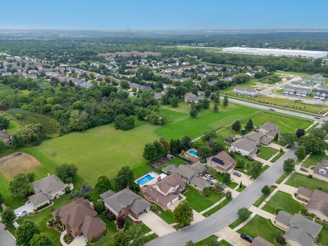 15164 Olympic Lane, Lockport, IL 60441
