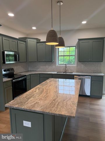 1268 THIRD AVENUE, Chambersburg, PA 17202