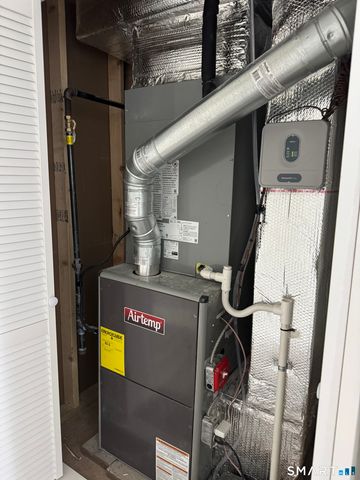 163 Lucille Street, Waterbury, CT 06708