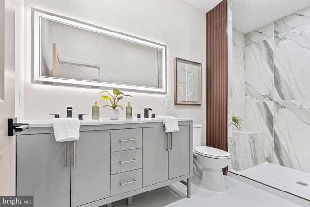 317 FULTON AVE, Baltimore, MD 21223