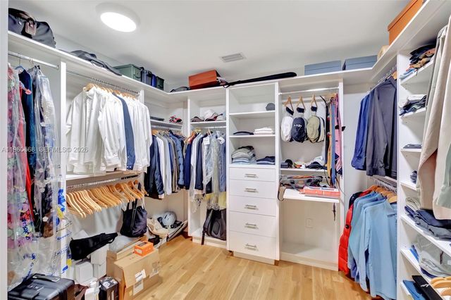 9105 NE 5th Ave, Miami Shores, FL 33138