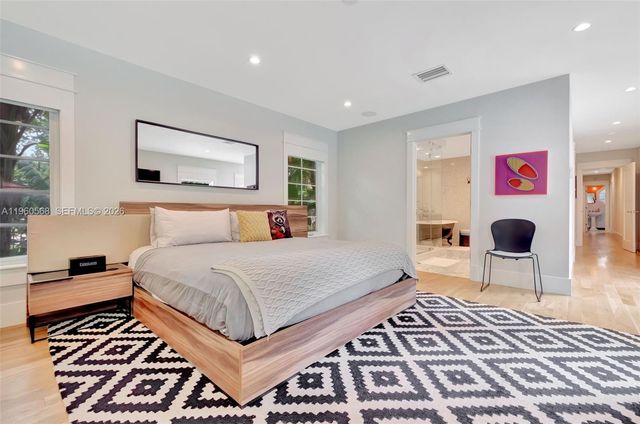 9105 NE 5th Ave, Miami Shores, FL 33138