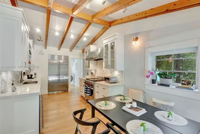 9105 NE 5th Ave, Miami Shores, FL 33138