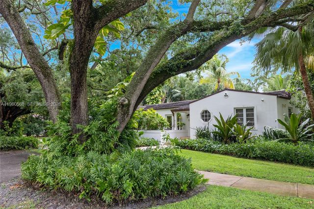9105 NE 5th Ave, Miami Shores, FL 33138