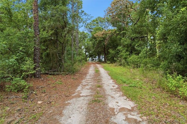 2262 N Trucks Avenue, Hernando, FL 34442