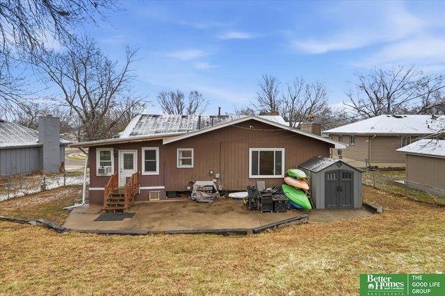 1114 Hackney Drive, Papillion, NE 68046