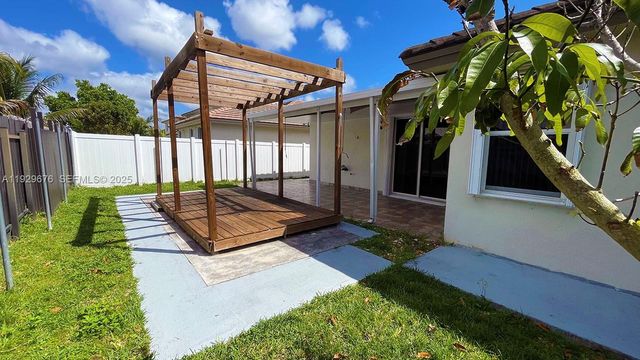 22912 SW 115th Ct, Miami, FL 33170