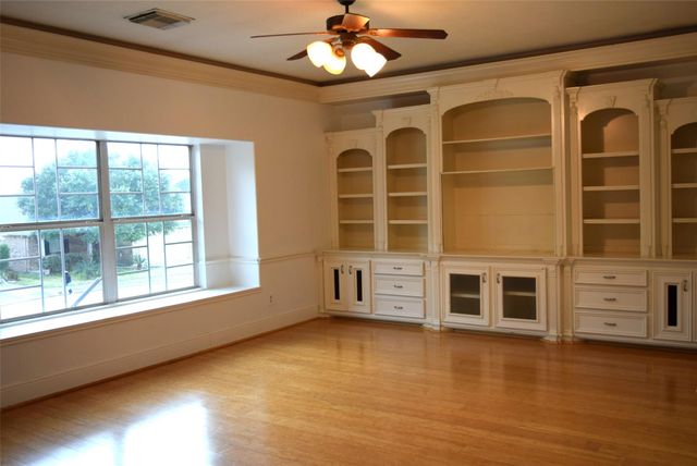 4911 Dwarf Honey Suckle Court, Houston, TX 77084