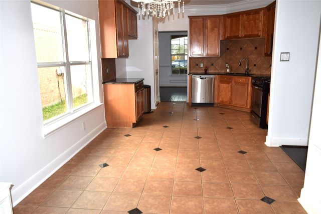 4911 Dwarf Honey Suckle Court, Houston, TX 77084