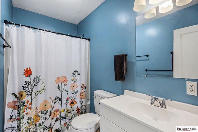 1508 N 35 Street, Omaha, NE 68111