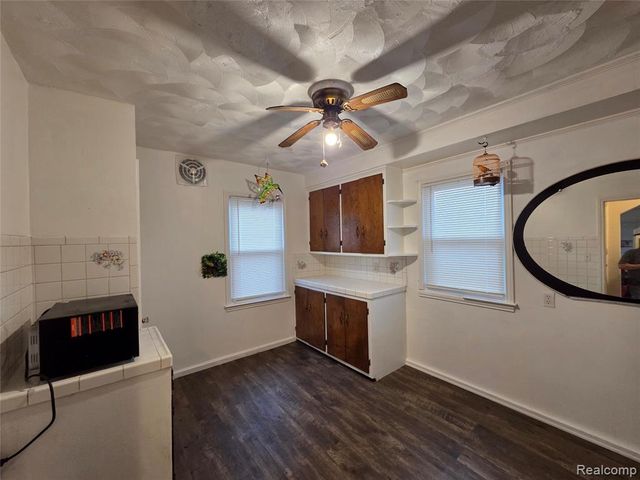 20409 Yonka Street, Detroit, MI 48234