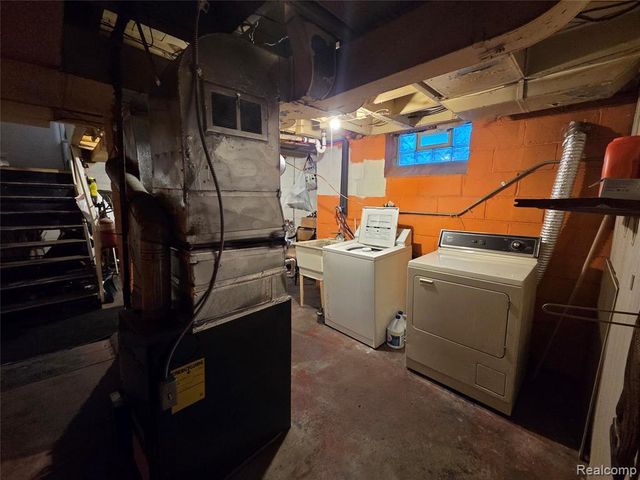 20409 Yonka Street, Detroit, MI 48234