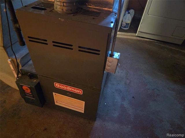 20409 Yonka Street, Detroit, MI 48234