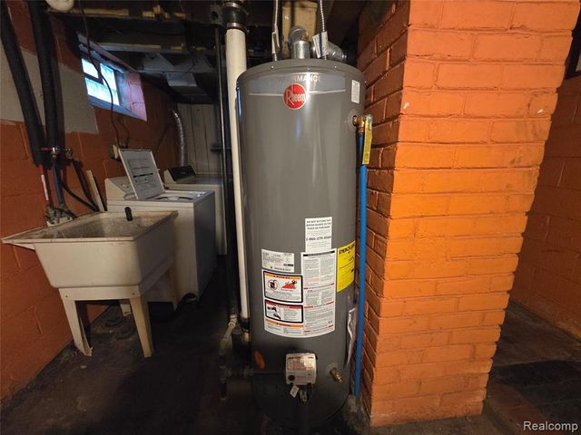 20409 Yonka Street, Detroit, MI 48234