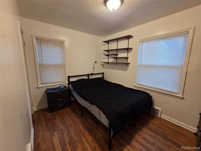 20409 Yonka Street, Detroit, MI 48234