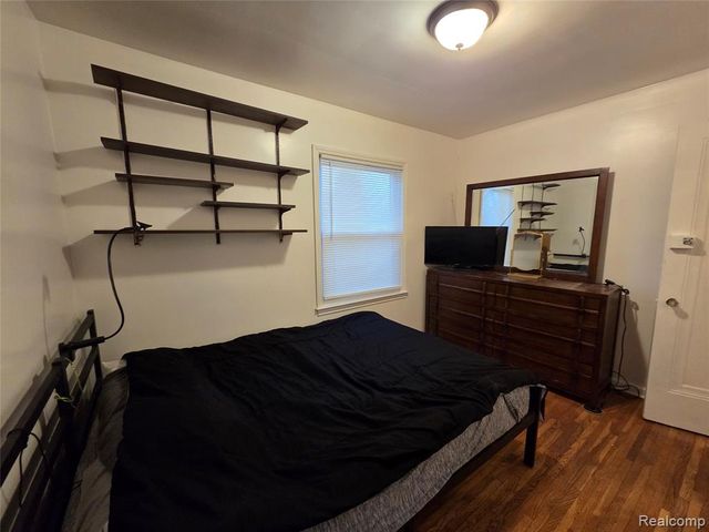 20409 Yonka Street, Detroit, MI 48234