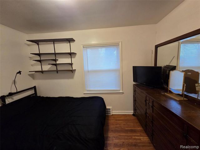 20409 Yonka Street, Detroit, MI 48234