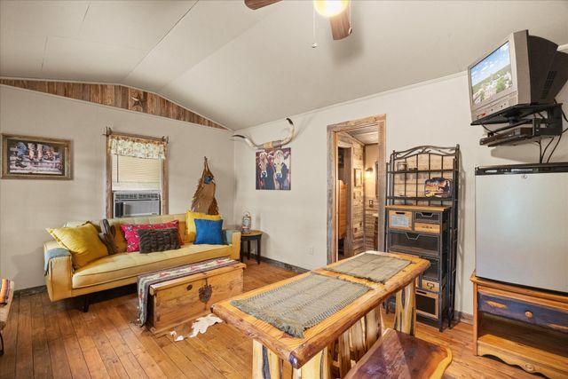 31577 N US Highway 281, Lipan, TX 76462