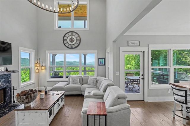 9 Queens Court, Blairsville, GA 30512